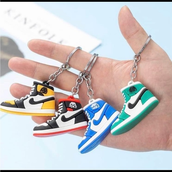 Jordan 1 Keychains Shoe Kicks Sneakers - Picture 3 of 3